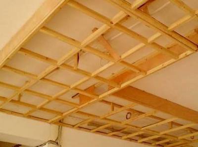 装修达人告诉你 吊顶和室内门用什么材料比较好，不要再被忽悠了！